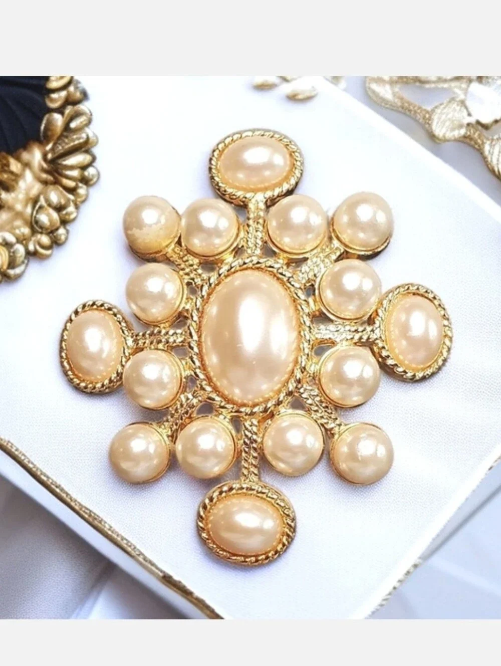 Joan Rivers Vintage Imperial Pearl Maltese Cross Brooch